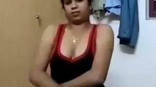 Sexy Figured Desi Nude MMS Girls