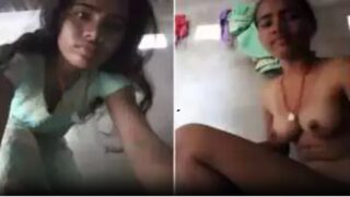 Village desi bhabhi kurta nude body show viral MMS